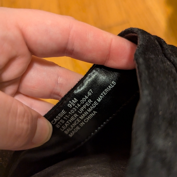 BareTraps leather clogs with suede and floral accents size 9.5 - Picture 5 of 6